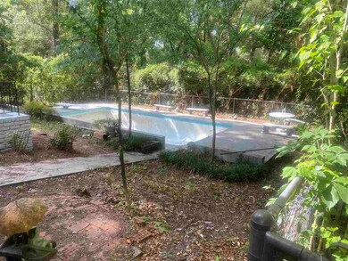 203 E Thomson Dr, Centerville, GA 31028 - photo 4