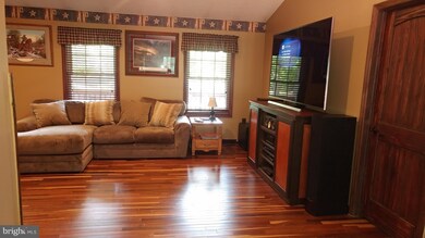 323 S Timber Ridge Rd, Cross Junction, VA 22625 - photo 7