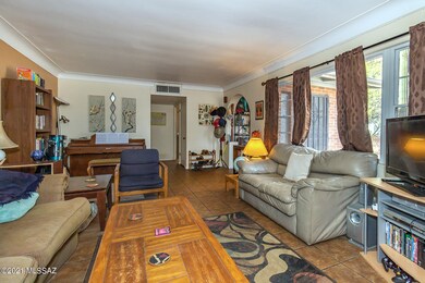 1520 E 10th St, Tucson, AZ 85719 - photo 4