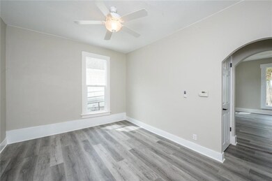 3223 3rd St, Des Moines, IA 50313 - photo 6