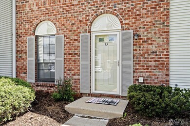 13 Veros Ln unit 245, Franklin Park, NJ 08823 - photo 2