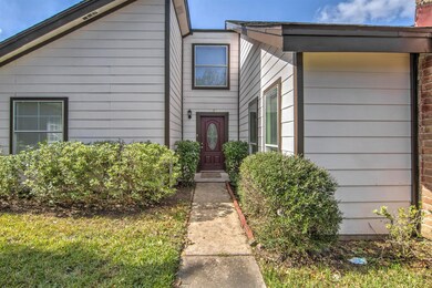 7635 Athlone Dr, Houston, TX 77088 - photo 4