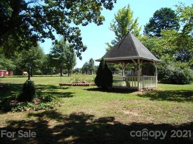 1405 Crowders Creek Rd, Gastonia, NC 28052 - photo 6