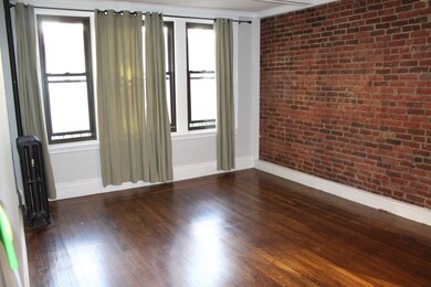 107 Jersey St unit 6, Boston, MA 02215 - photo 2