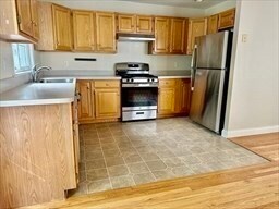 17 Myrtle St unit 1, Watertown, MA 02472 - photo 4
