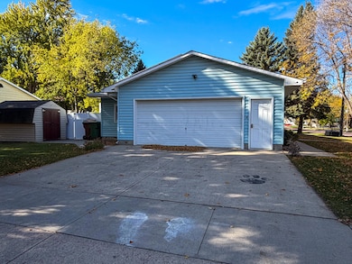 280 20th St, Huron, SD 57350 - photo 5