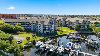 5567 Sea Forest Dr unit 323, New Port Richey, FL 34652 - photo 2