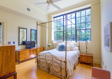 3 Chisolm Street 103 bedroom