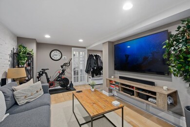 245 W 5th St unit 1, Boston, MA 02127 - photo 4