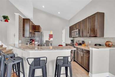 535 Downing Cir, Davenport, FL 33897 - photo 5