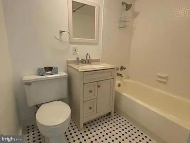 Carrollsburg Condos unit E614, Washington, DC 20024 - photo 6