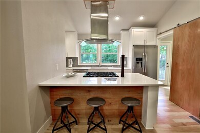 339 Crestview Dr, Bentonville, AR 72712 - photo 7