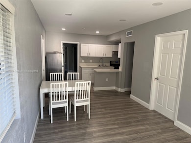 291 NE 112th St unit 291, Miami, FL 33161 - photo 4