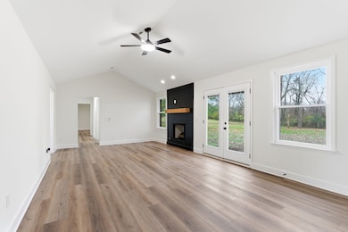 421 Clifton Dr, Goodlettsville, TN 37072 - photo 6