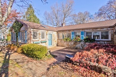 81 Woodbridge St, South Hadley, MA 01075 - photo 6