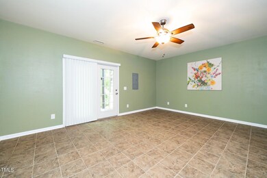 2-web-or-mls-2720 Wyntercrest Lane (2 of
