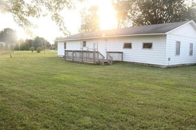 7242 E Chicago Rd, New Carlisle, IN 46552 - photo 2