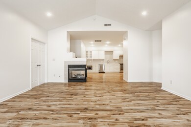 9953 Thornhill Run, Fishers, IN 46038 - photo 6