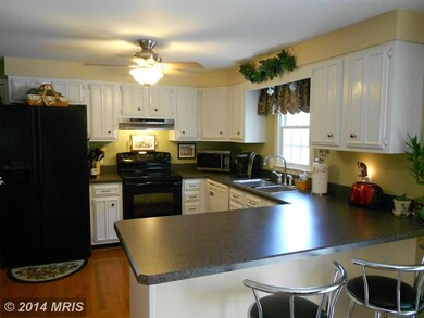 6380 Harthorn Ave, Elkridge, MD 21075 - photo 2