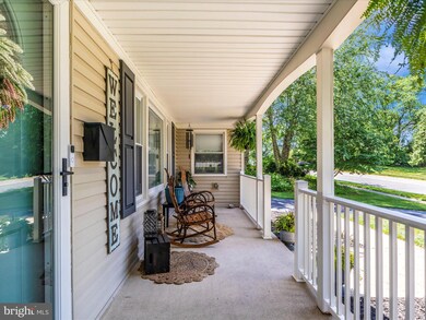 12511 Kembridge Dr, Bowie, MD 20715 - photo 3