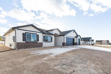 1972 E Cedar Berry Ln, Cedar City, UT 84721 - photo 2