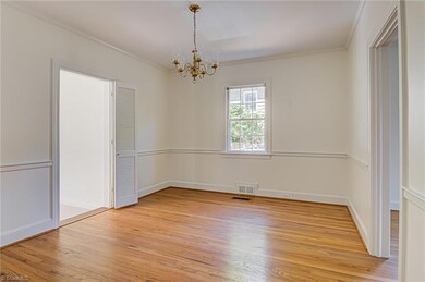 Formal dining room with 8.5 ft. ceiling