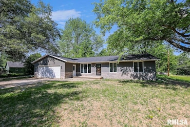 5301 N Koerner Rd, Peoria, IL 61615 - photo 3