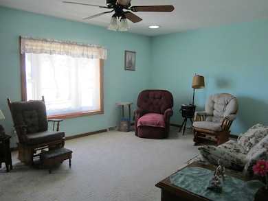 14334 Wg Flat Loop, Oral, SD 57766 - photo 7