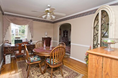 DiningRoom-3