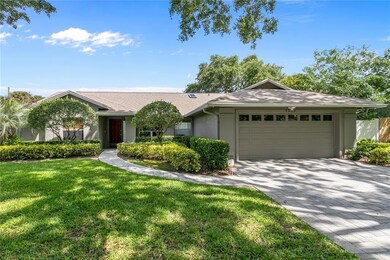 8233 Wellsmere Cir, Orlando, FL 32835 - photo 2