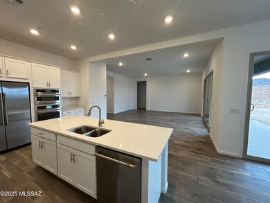 13990 N Crooked Creek Dr, Marana, AZ 85658 - photo 5