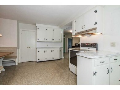 146 Macarthur Blvd, Coventry, RI 02816 - photo 5
