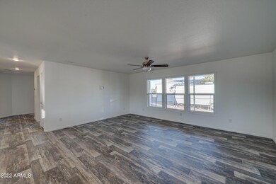 2495 W Tepee St-4
