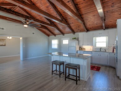 301 W Miami Ave, Cleveland, OK 74020 - photo 6