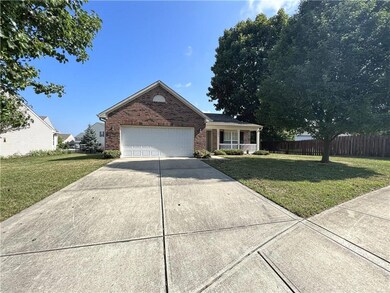 1206 Fiesta Dr, Franklin, IN 46131 - photo 2