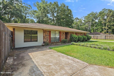 428 Simpson Cir, Mendenhall, MS 39114 - photo 2