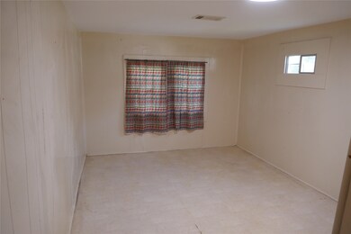 1305 Brazos St, Rosenberg, TX 77471 - photo 6