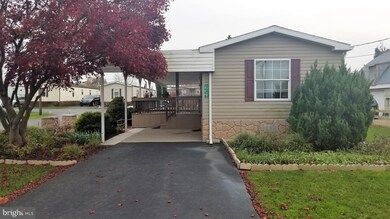 496 E Main St, Leacock-Leola-bareville, PA 17540 - photo 3