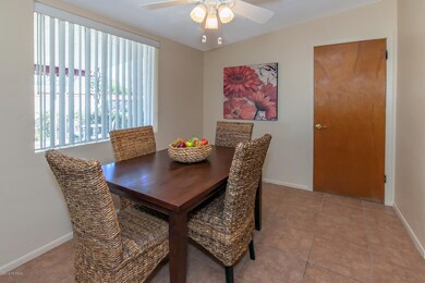 Kitchen Eating Area