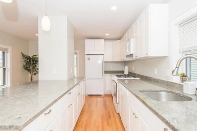 69 Dover St unit 2, Somerville, MA 02144 - photo 4