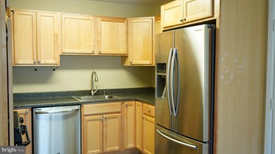 51 Wyndmoor Dr, East Windsor, NJ 08520 - photo 5