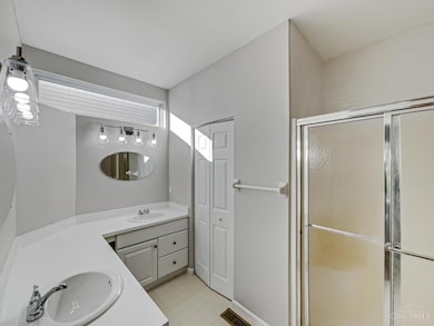 7682 Crystal Cove Pointe, Maineville, OH 45039 - photo 5