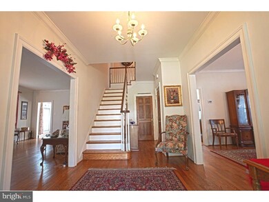 10 E Plumstead Ave, Lansdowne, PA 19050 - photo 4