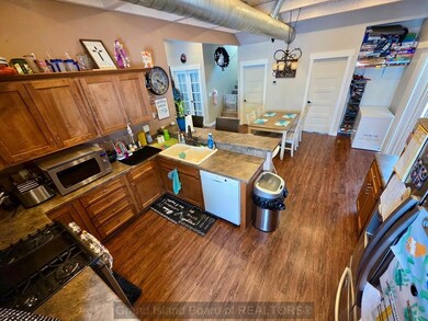 214 E Plum St unit DON, Doniphan, NE 68832 - photo 6