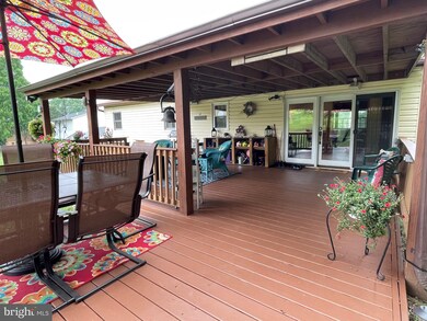 109 W Linfield-Trappe Rd, Royersford, PA 19468 - photo 4