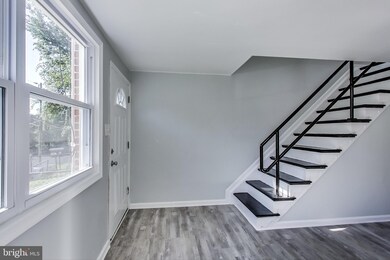 414 Burbank Ct, Halethorpe, MD 21227 - photo 5