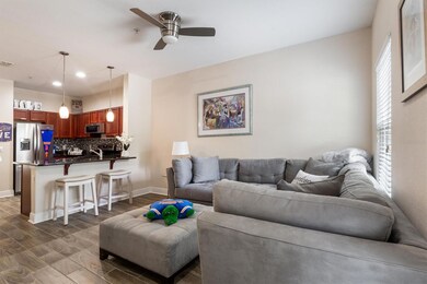 2926 SW 35th Place unit 7, Gainesville, FL 32608 - photo 2