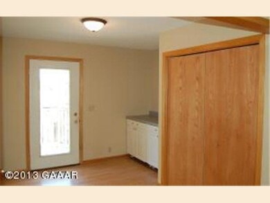 935 Cross Country Ln SW, Alexandria, MN 56308 - photo 4