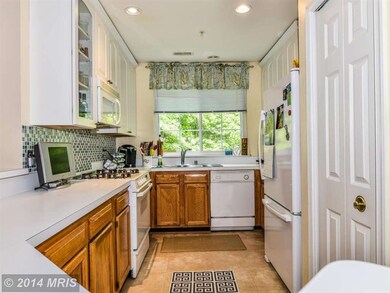 12491 Hayes Ct unit 202, Fairfax, VA 22033 - photo 7