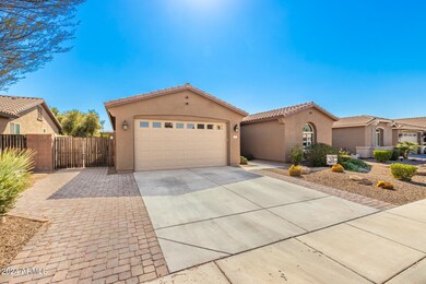 211 W Leatherwood Ave, San Tan Valley, AZ 85140 - photo 2